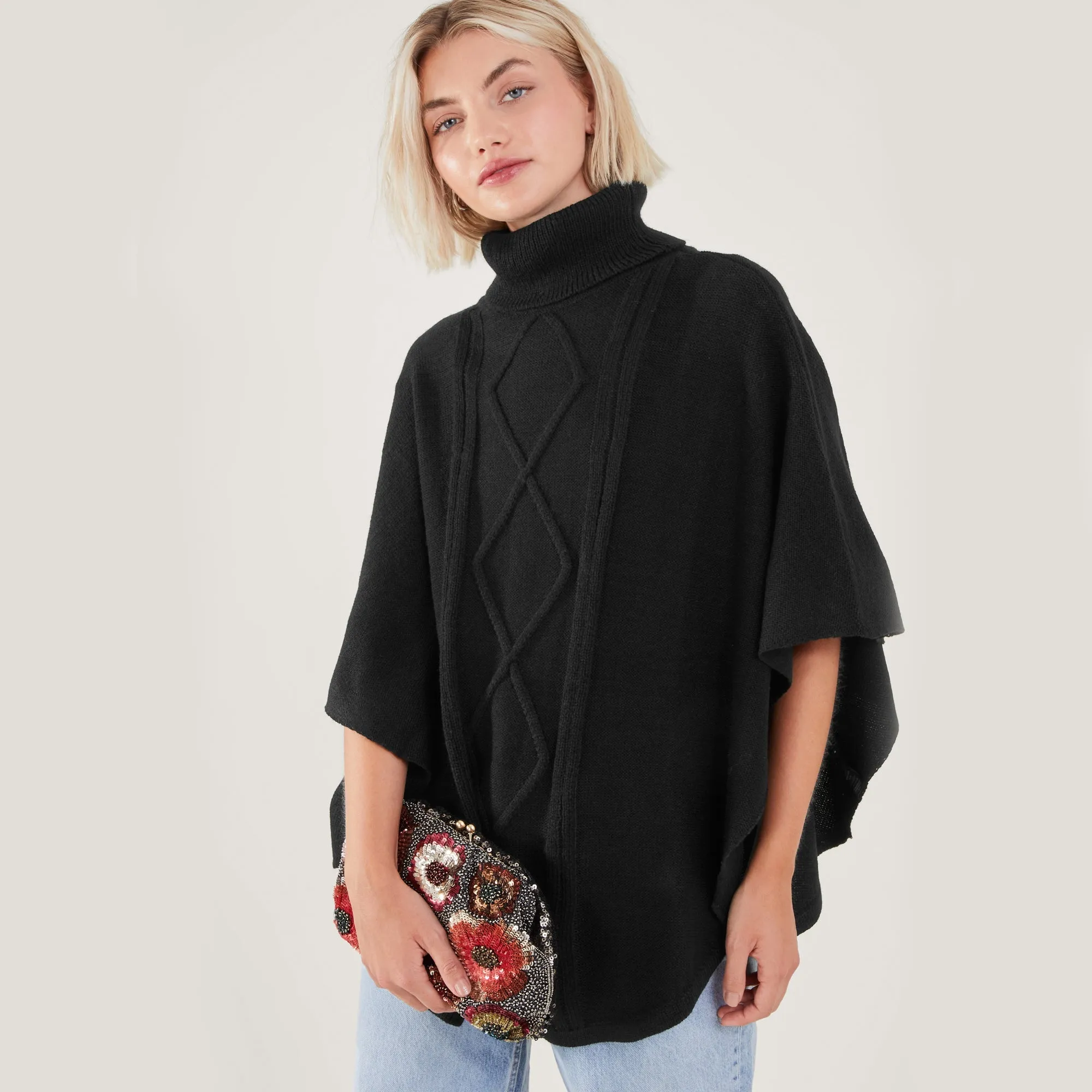 Accessorize London Women's Black Cable Knit Poncho