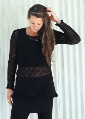 Black Catherine Top