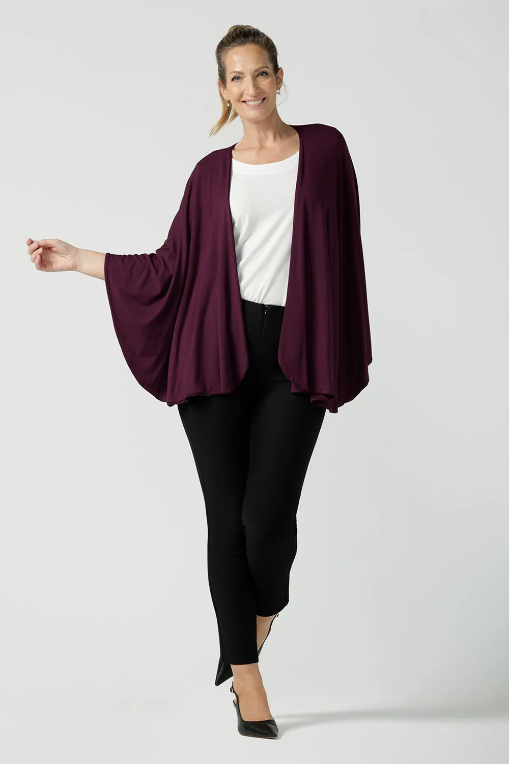 Cove Weighted Poncho in Mulberry Bamboo