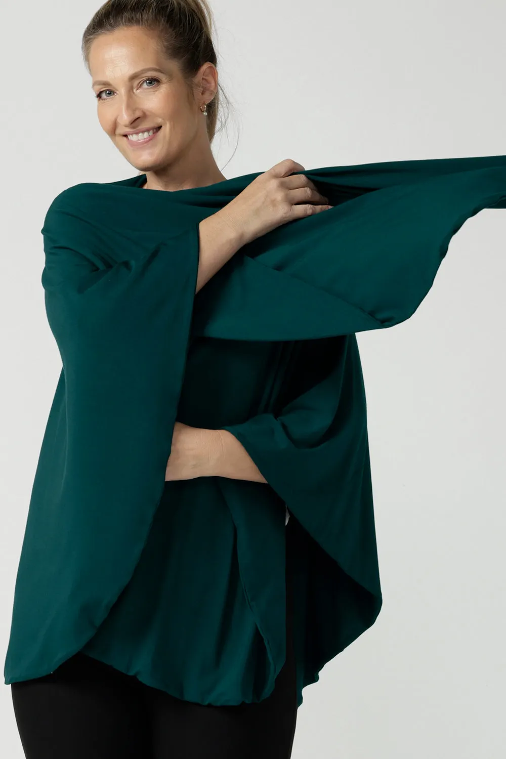 Cove Weighted Poncho in Petrol Bamboo