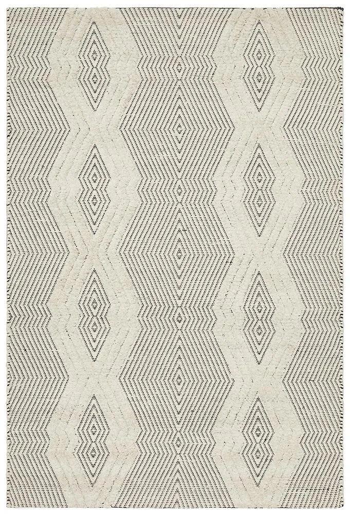 Miller 741 Rug (Bone) by Rug Culture