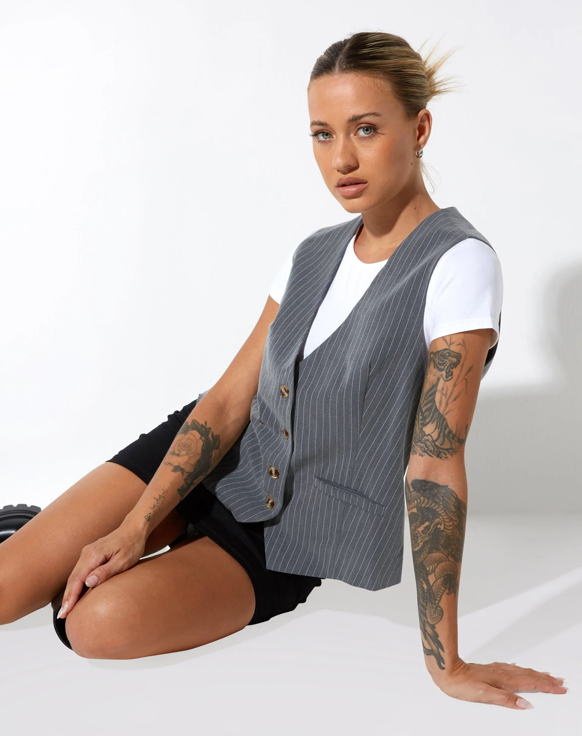 Moris Vest in Pinstripe Grey