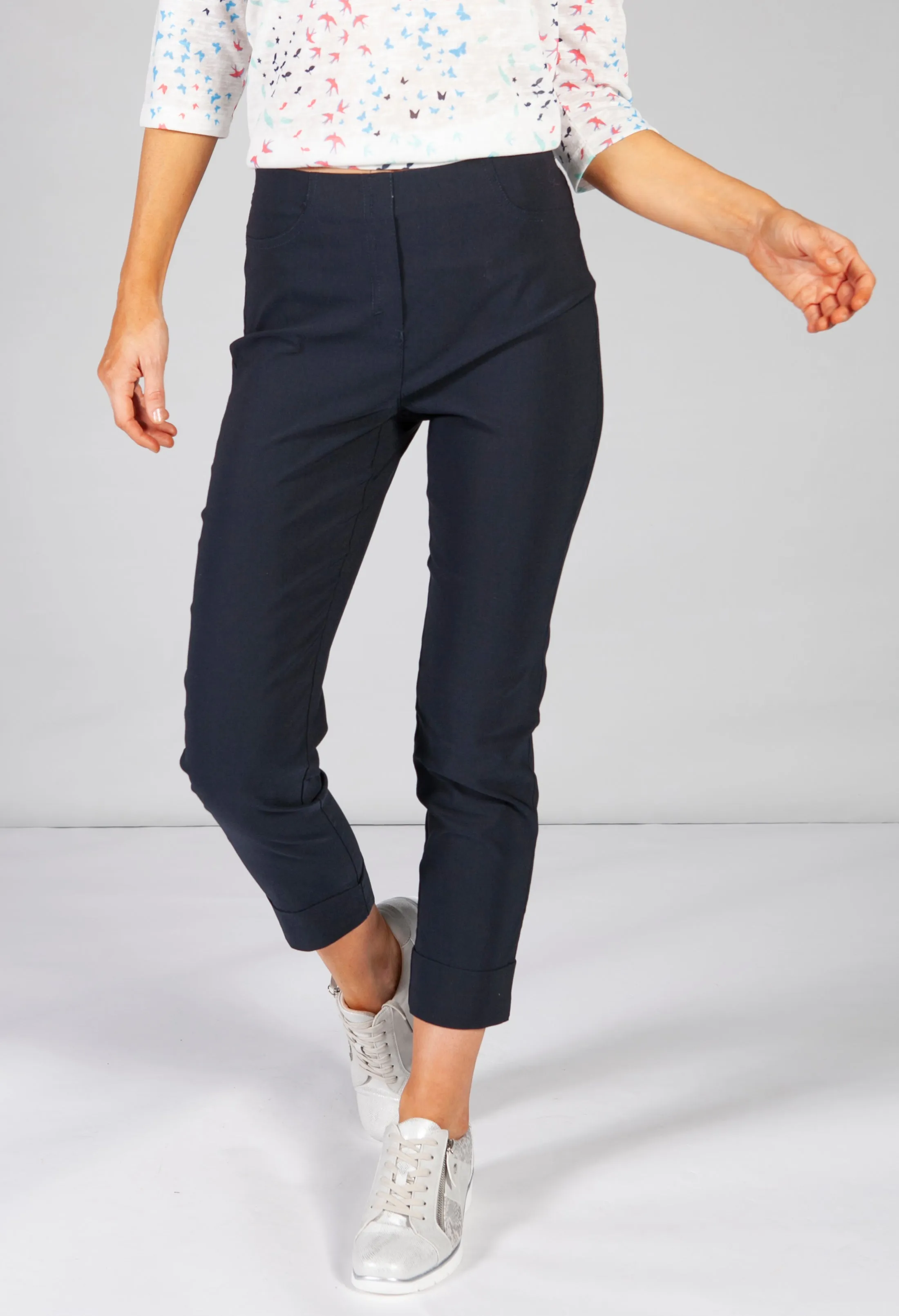 NAVY MAGIC SHAPE CROPPED TURN UP TROUSERS