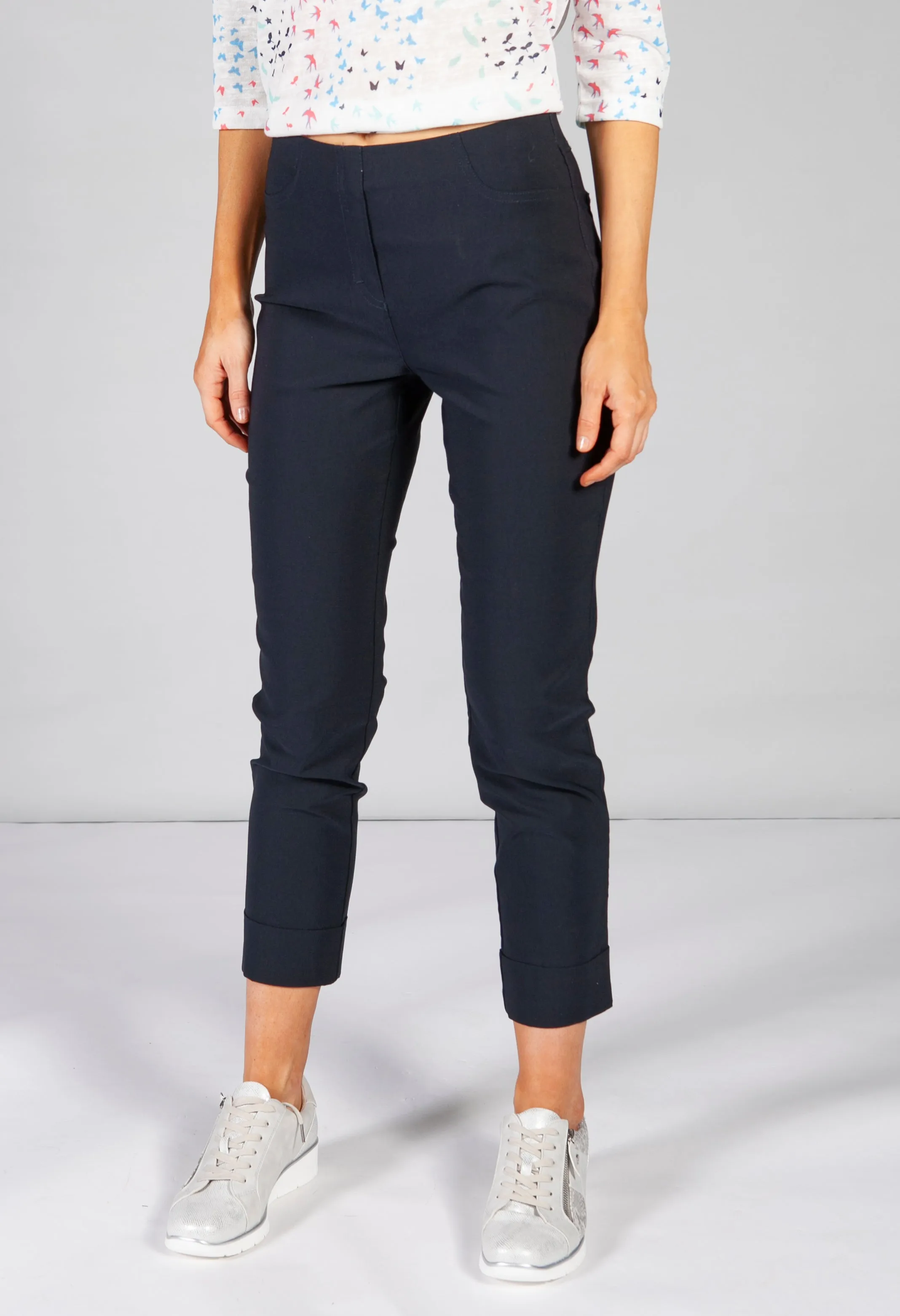 NAVY MAGIC SHAPE CROPPED TURN UP TROUSERS