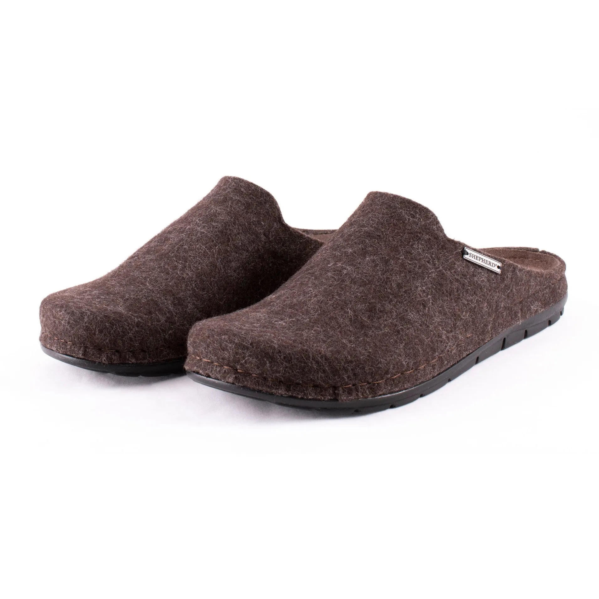 SAMUEL Shepherd Mens Wool Slip On Slippers with Sole