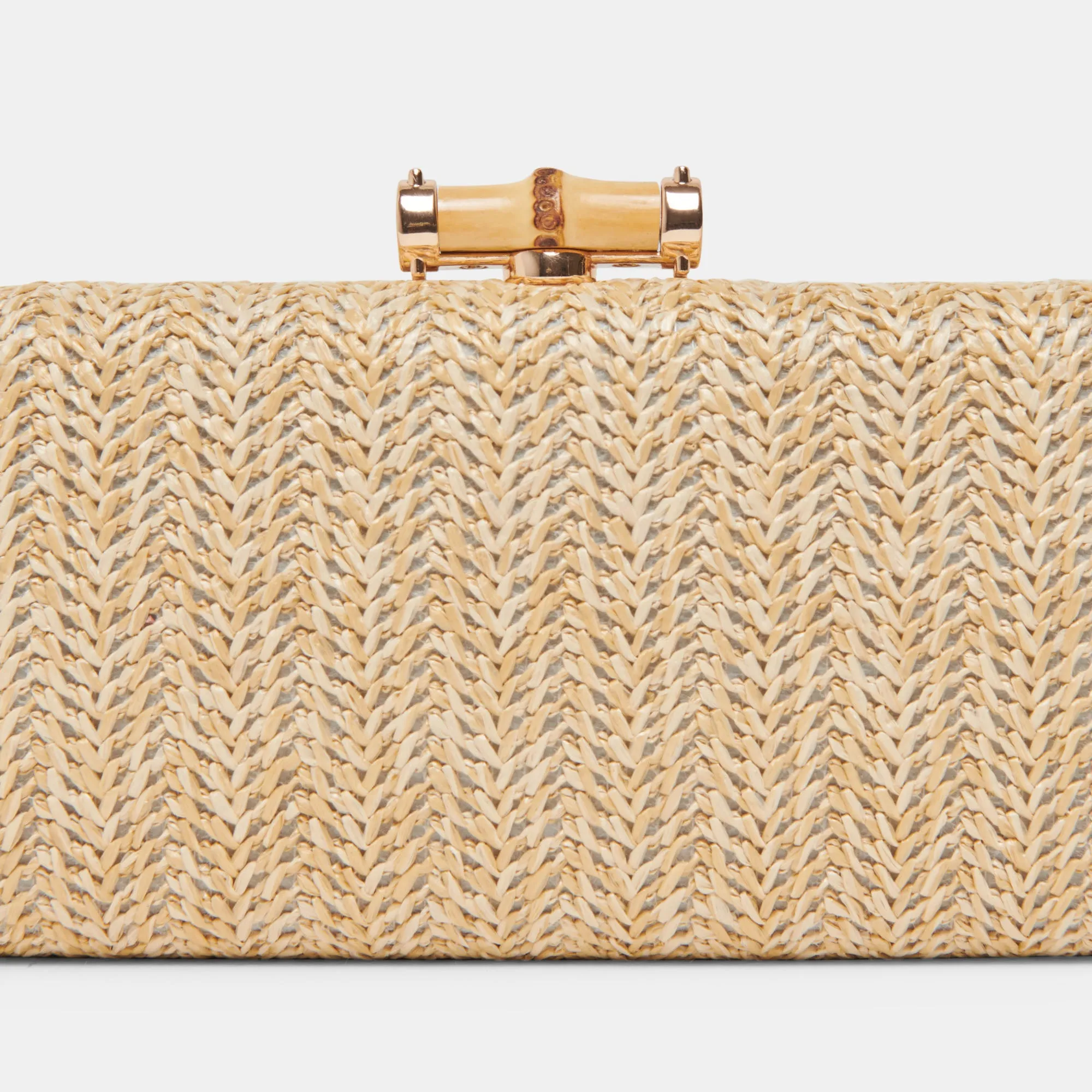 SOLACE CLUTCH NATURAL RAFFIA