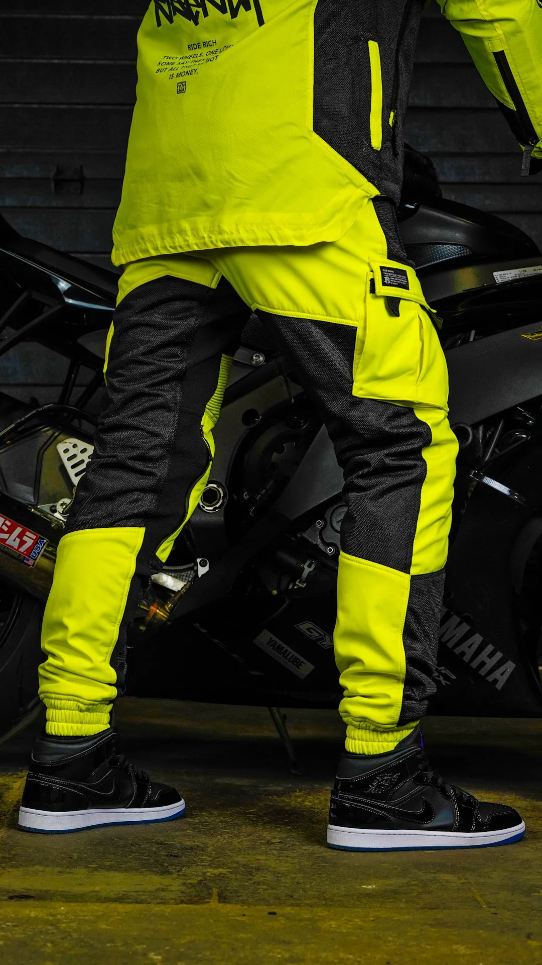 Unit 16™ V2.Flow™ Mesh Armoured Cargo Joggers {Hyper Yellow}