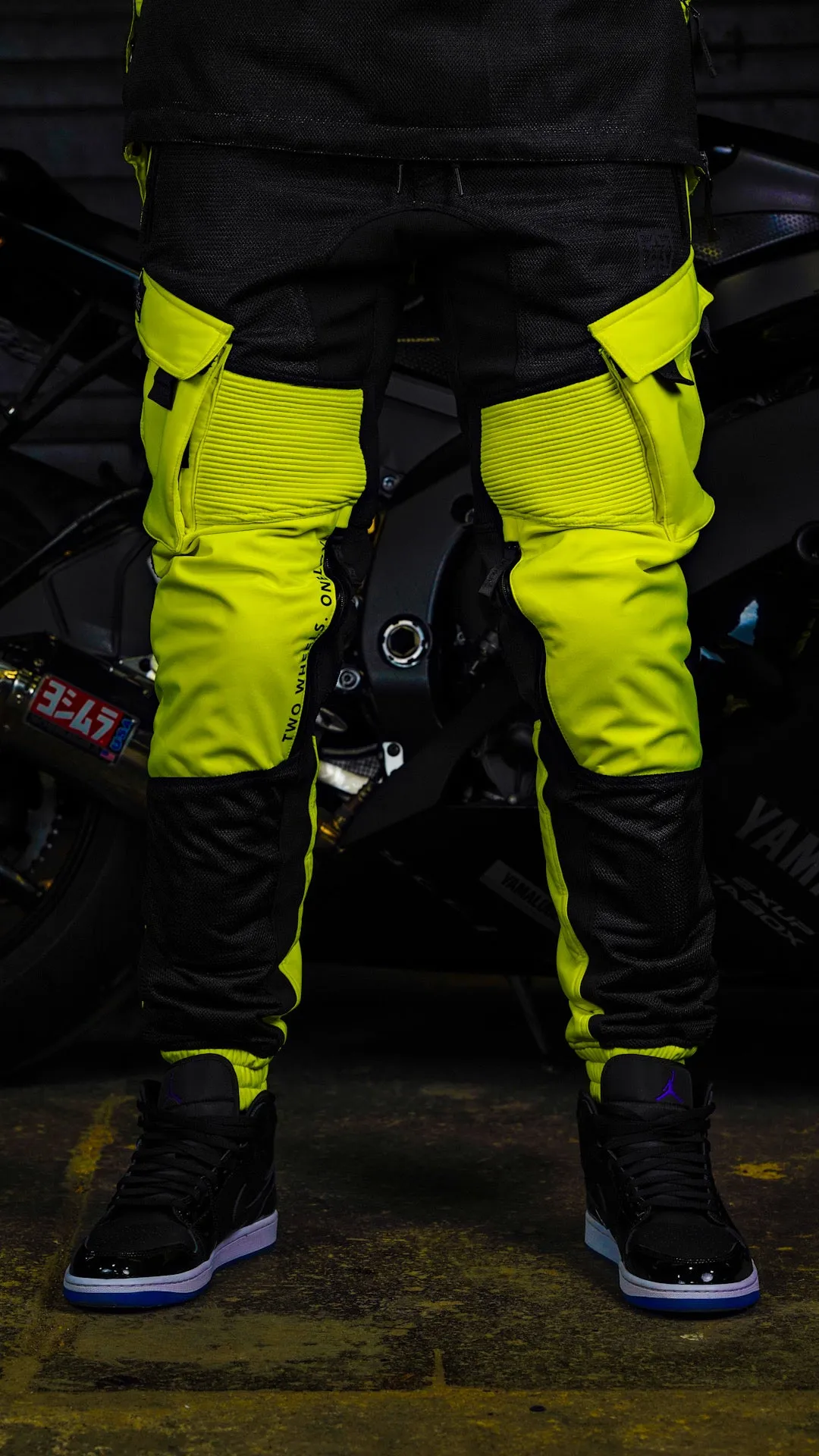 Unit 16™ V2.Flow™ Mesh Armoured Cargo Joggers {Hyper Yellow}